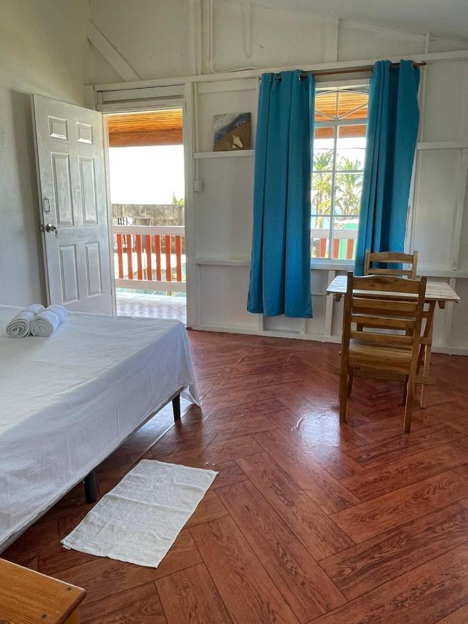 Christina'S Guest House Official Little Corn Island Esterno foto