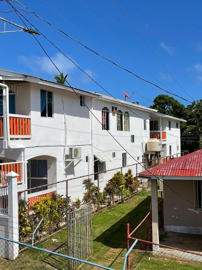 Christina'S Guest House Official Little Corn Island Esterno foto