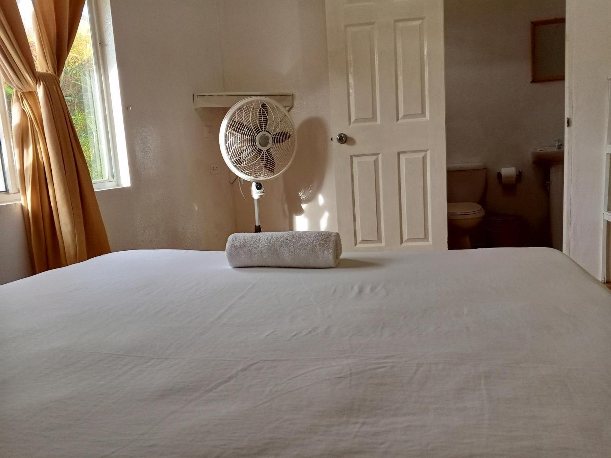 Christina'S Guest House Official Little Corn Island Esterno foto